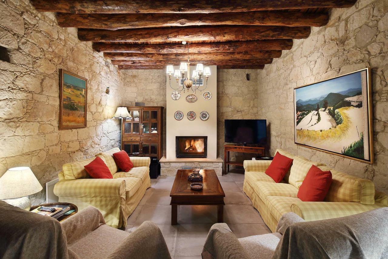 Kantara House - A Rural Retreat Of Comfort & Class! Arsos ภายนอก รูปภาพ